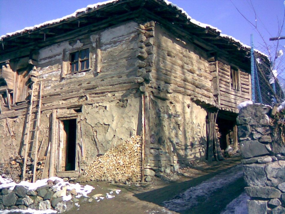 Sizden Gelenler — sizden gelenler 2076
