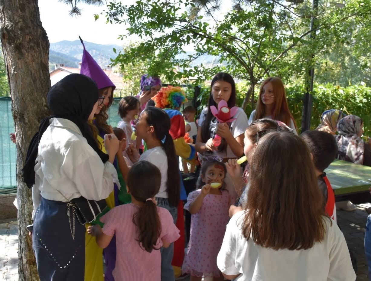 Temenne Parkı'nda 'Köklerden Geleceğe' aile şenliği düzenlendi — fotoğraf 3