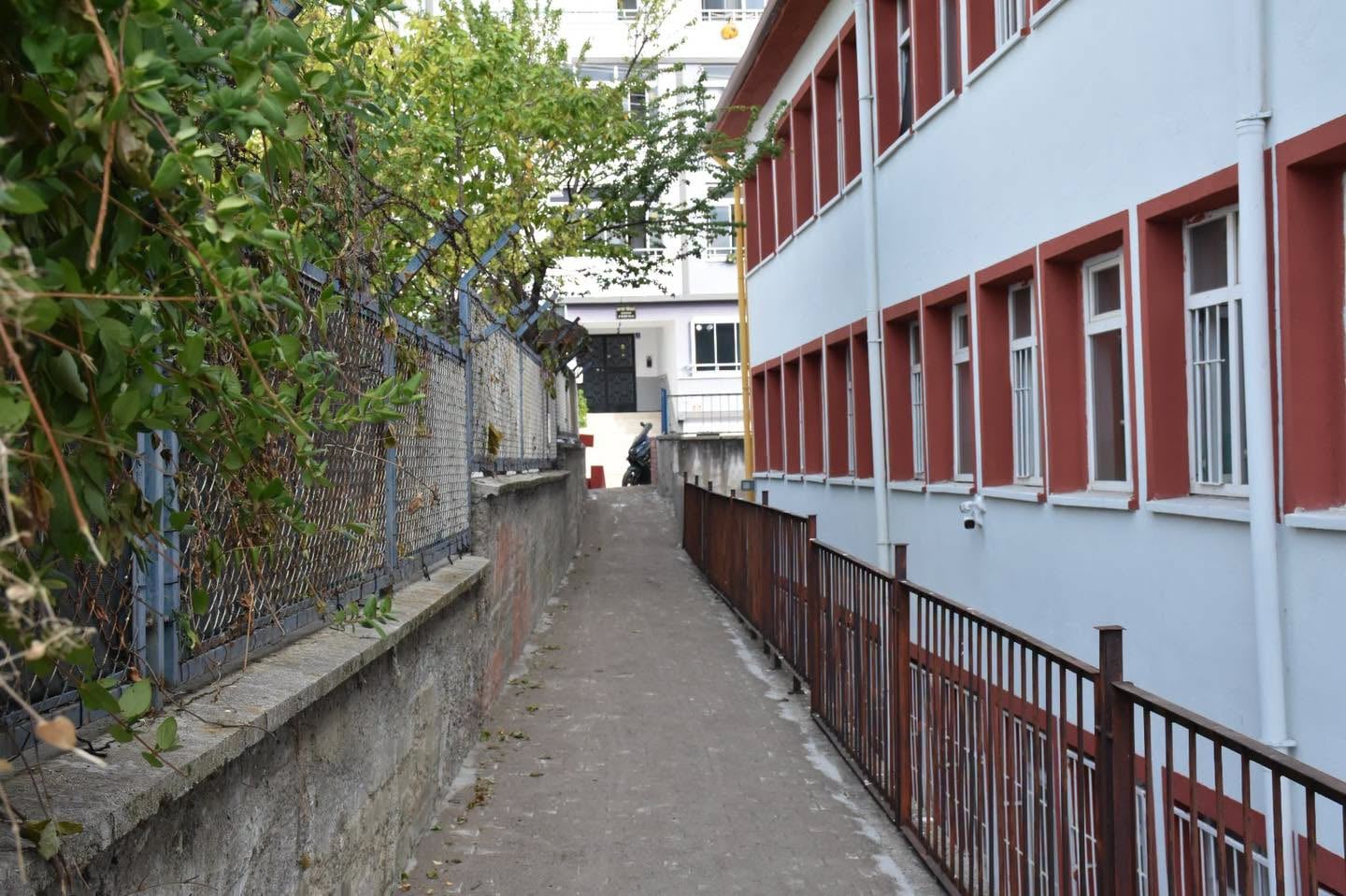 Redif Kışlası ve Meydan Anaokulu'na yeni yaya yolu açıldı — fotoğraf 2