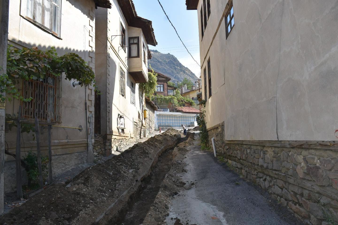 Ulaştepe'de iki sokağın içme suyu hattı yenilendi — fotoğraf 3